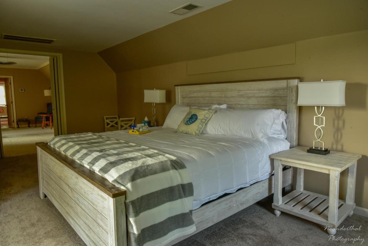 The Yellow Rose Of Talbot Bed And Breakfast Істон Екстер'єр фото